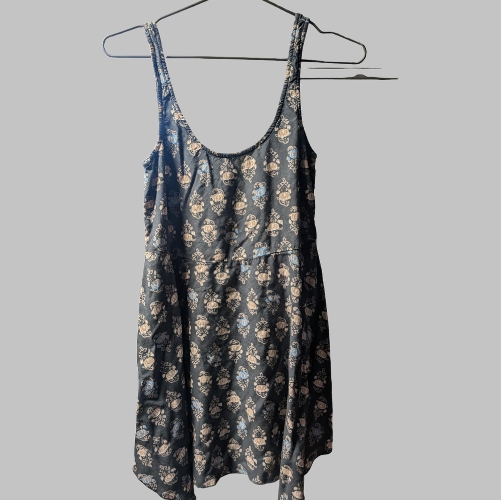 Aerie Gray and Cream Floral Mini Dress